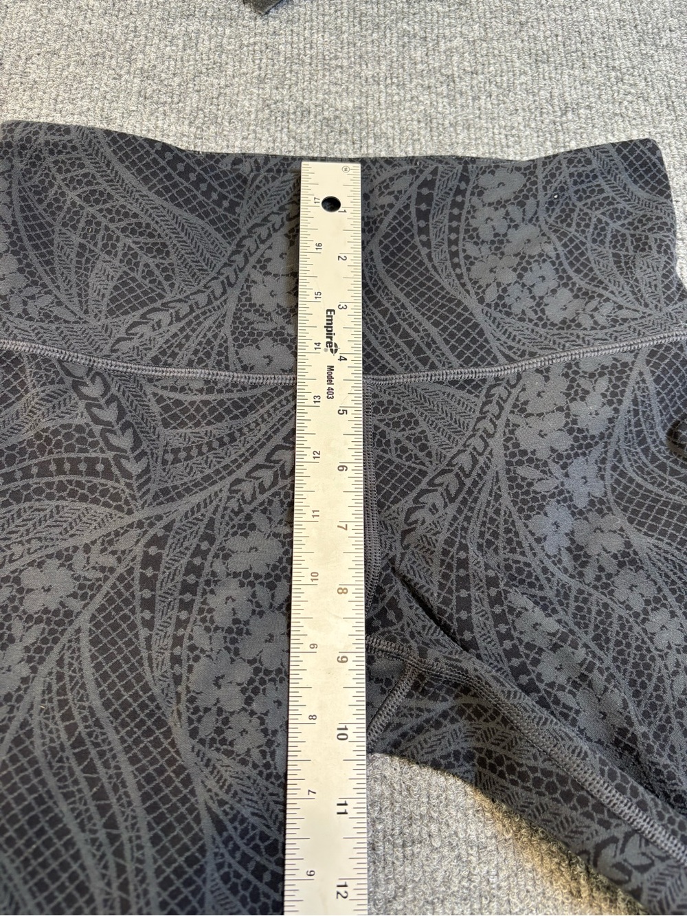 Athleta Elation Textured Tight Leggings Gray Floral Lace Jacquard Size S 7/8 - Picture 7 of 11
